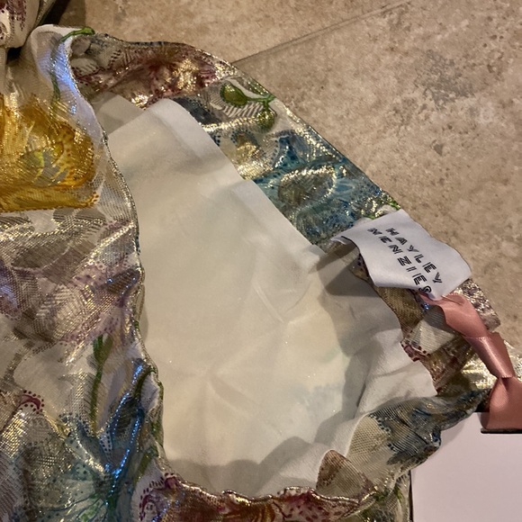 Hayley Menzies Shimmering Bonita Silk Jacquard Top Off Shoulder One Sleeve NWT - Picture 8 of 8